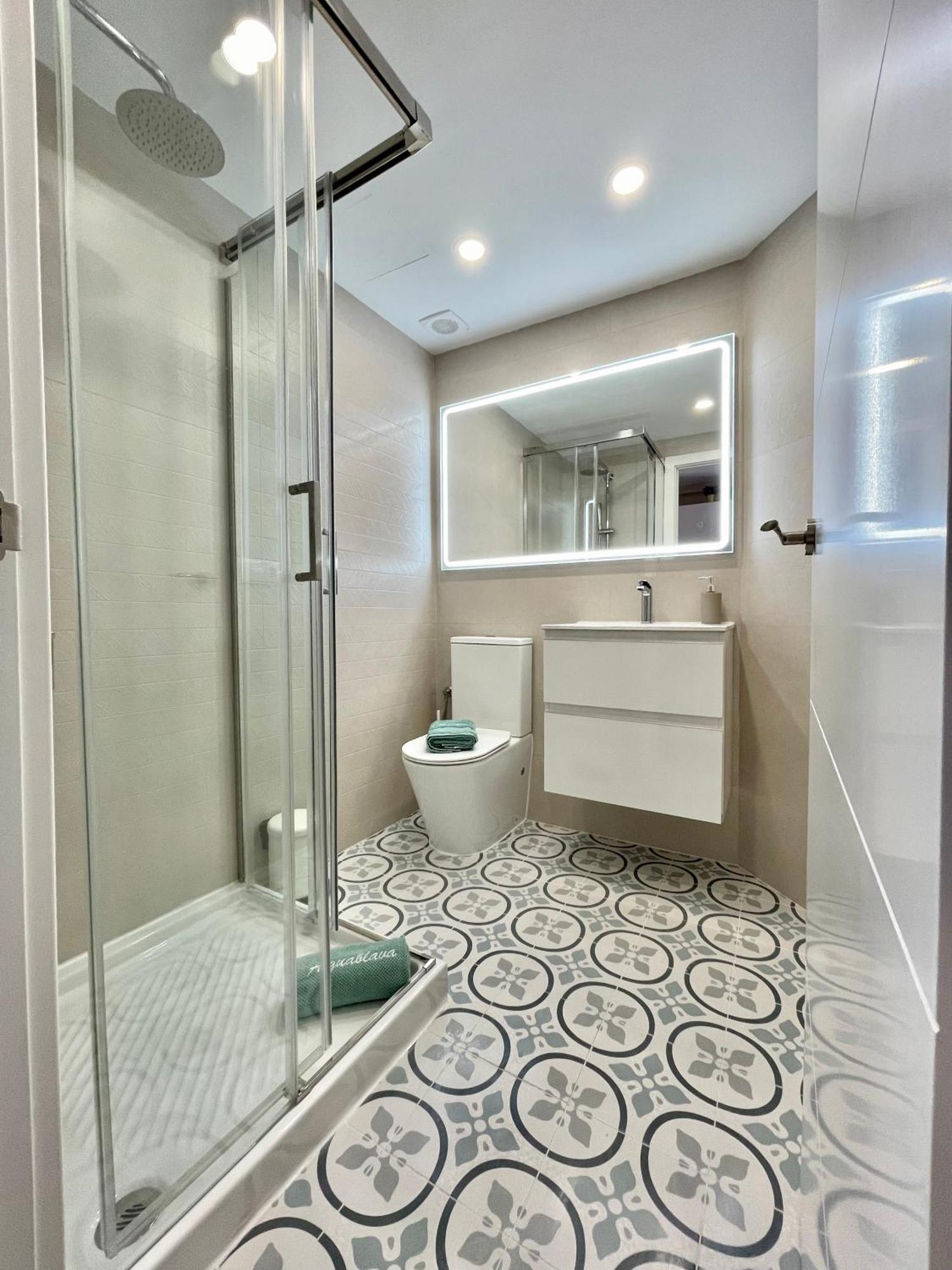 Bonito Apartamento Con Terraza, Jardin Y Piscina กาลาเอนบอสช์ ภายนอก รูปภาพ